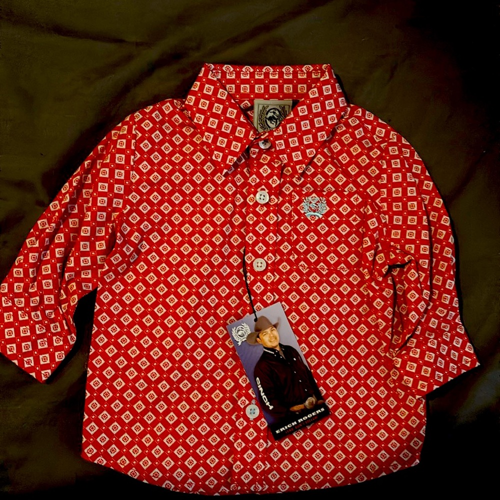 Cinch red button up shirt 🤠    3 to 6 months